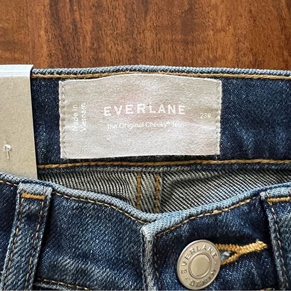 NWT Everlane Original Cheeky Jean Medium Indigo Wash size 23R - Picture 5 of 14
